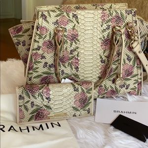 BRAHMIN Purse & Wallet